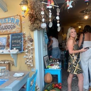 Meet your Posher, Arielle